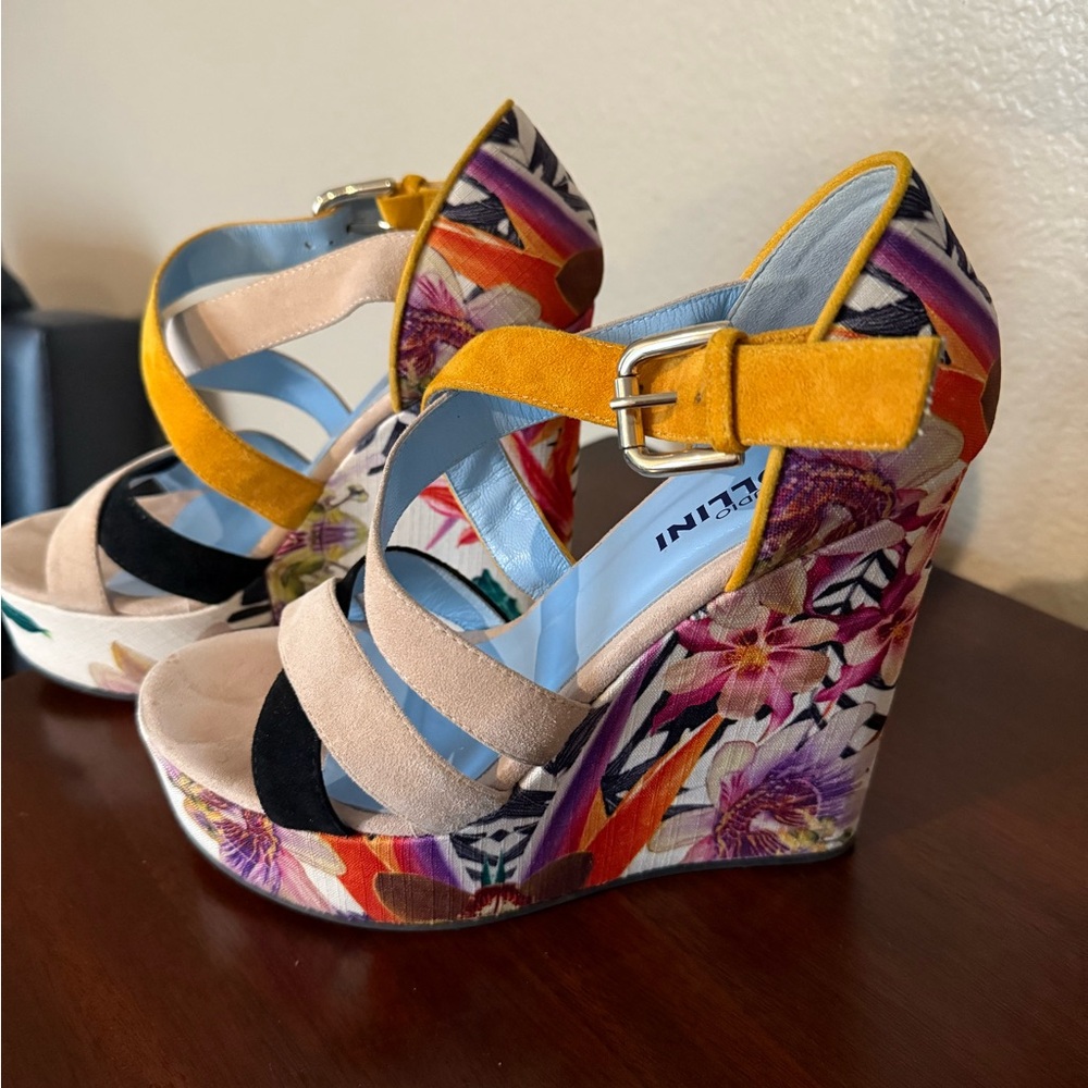 Studio Pollini Vibrant Floral Wedges EU 38.5